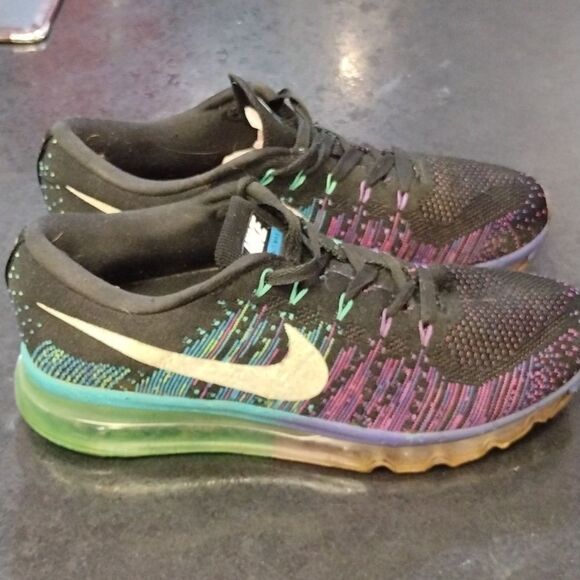 Nike sneakers - Picture 1 of 6